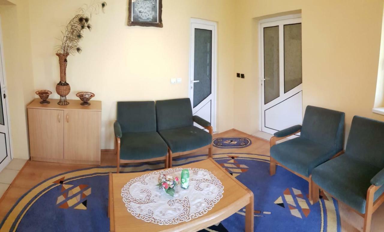 Casa Maria Retezat Pensionat Nucsoara  Exteriör bild